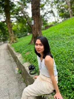 Linh Nguyễn, Founder Lian English